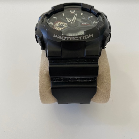 Mens G-Shock GA-110 Analog-Digital watch - Picture 2 of 6